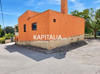 Chalet in Centro. Casita a la venta en ontinyent , partida la solana .