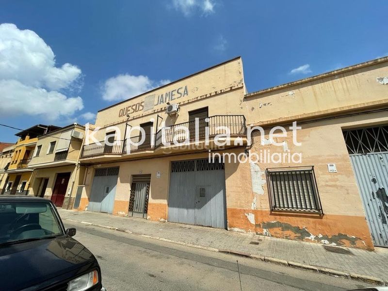 Foto 5a019954-2e5d-4116-8a4e-d2531d607d73. Nau industrial a Llosa de Ranes