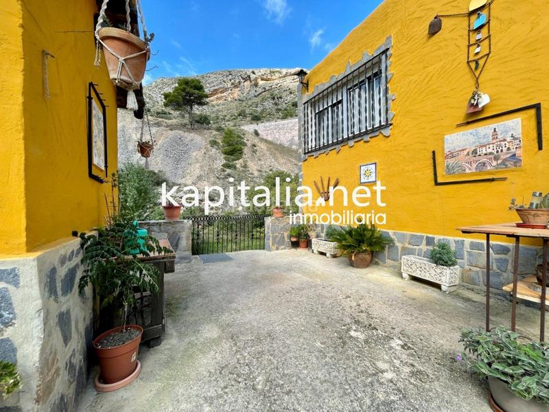 Foto 5326ccac-65d0-4bb5-98d0-032030c28e18. Chalet mit heizung in Sant Josep-Zona Hospital Ontinyent