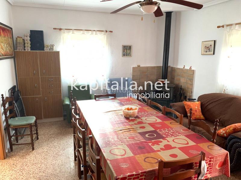Foto aec827b7-84b8-41f7-b9df-46d27ed02e00. Chalet con piscina in El Llombo Ontinyent