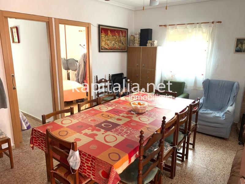 Foto dcbcc2b6-7dcc-4ddf-8f5f-87741d2974cc. Chalet con piscina in El Llombo Ontinyent
