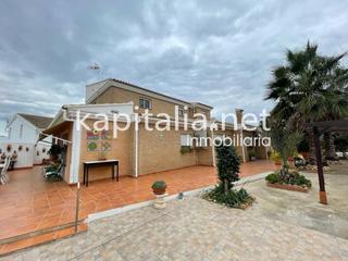 Xalet a Alcúdia de Crespins (l´). Espectacular chalet a 10 minutos de xativa