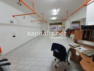 Location Local commercial à Sant Rafael. Venta o alquiler de local comercial de 95 m2