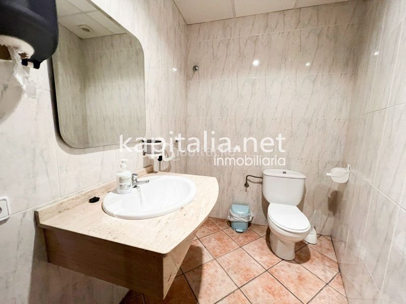 Foto f12eed1f-5fb1-4770-a600-e02bc5254090. Local comercial a El Llombo Ontinyent
