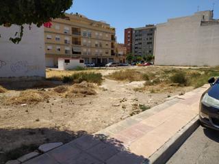 Terreny residencial  Calle alcalde pedro santiago box bern