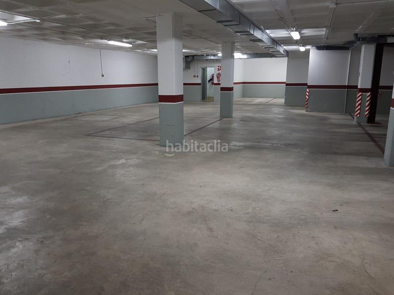 Foto 45185e7f-4882-455a-9c74-0c45b1ce3f0a. Aparcament cotxe a Albatera