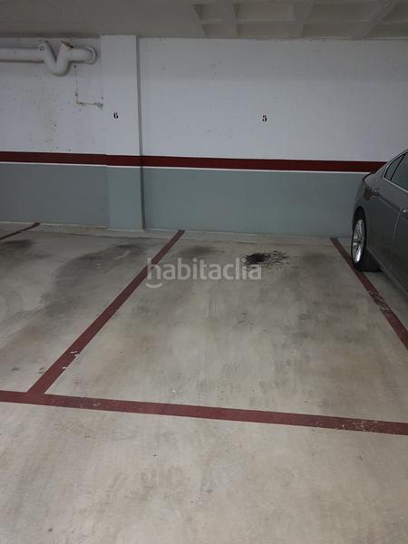Foto de76e298-2388-4c1b-bdc3-7e4f879ef52d. Parking coche en Albatera