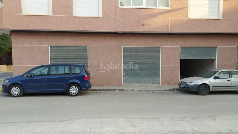 Foto d5bdb811-5374-4d38-a4d4-33ace14f3799. Location local commercial dans Albatera