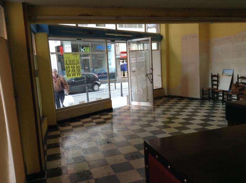 Foto dee1ac70-04d1-42ee-8e4f-46e5d44cb2c9. Lloguer local comercial a Centro Torrelavega
