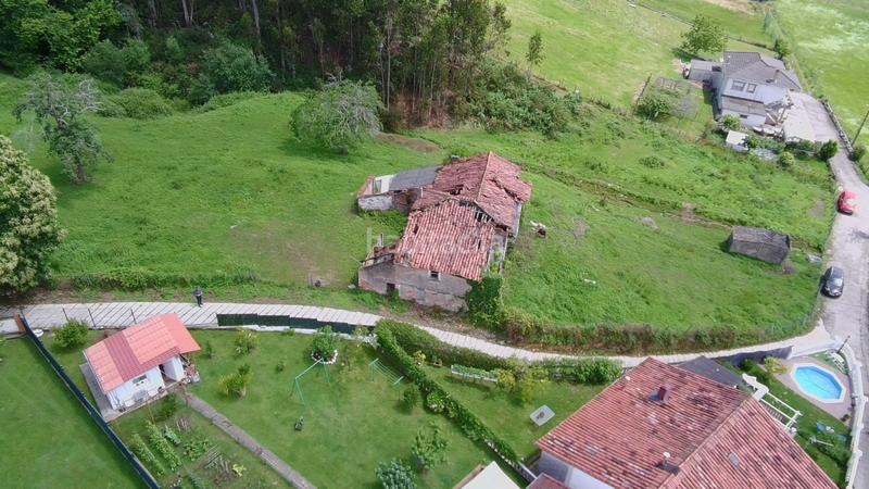 Foto b9580c23-b7ff-4871-9e00-e3a7eae0198c. Casa a villapresente - barrio la flor 126 a Reocín