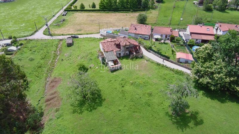 Foto f23cdcd8-84c9-4c7e-89a4-1f9311d8b066. Casa a villapresente - barrio la flor 126 a Reocín