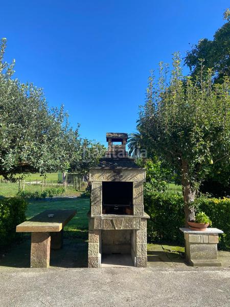 Foto 56bda743-bb9a-432a-8a93-4200734f077b. Casa amb calefacció aparcament a Barcenilla Piélagos