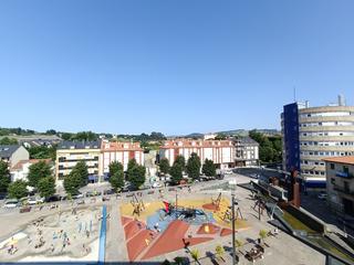 Pis en Torrelavega - cl juan jose ruano 1. Venta de piso en el centro de torrelavega, zona la llama