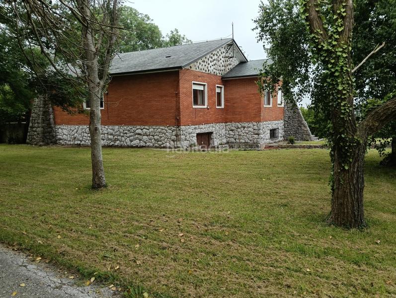 Foto 3db48246-8d6d-4df5-bada-a0e63fad3afd. Casa con parcheggio in Sierrapando Torrelavega