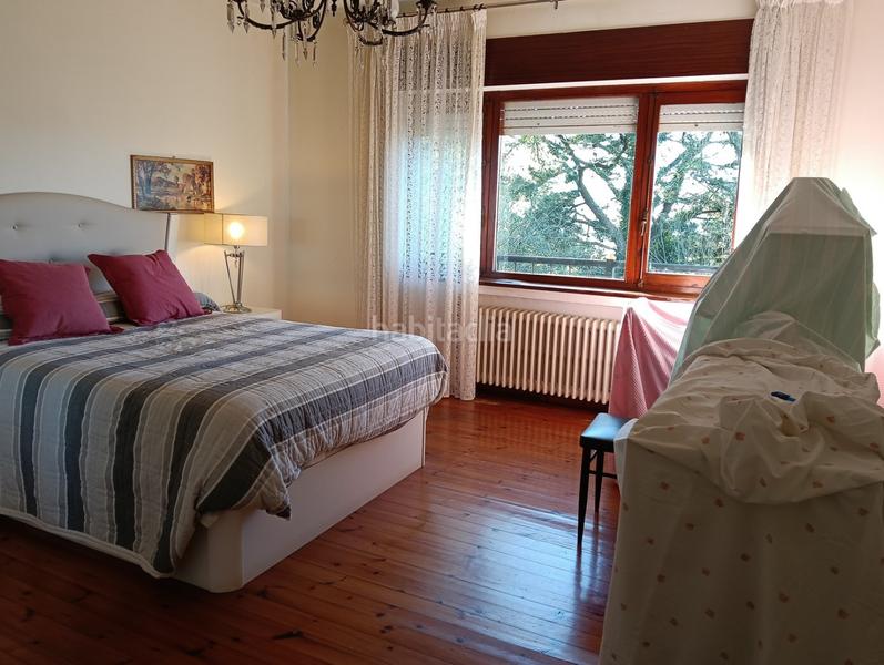 Foto abea516e-f204-496b-807a-b25b7643c6df. Casa con parcheggio in Sierrapando Torrelavega