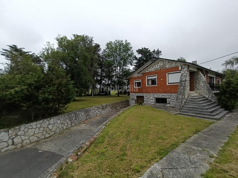 Foto f3411460-1c76-4026-9254-a2b1fec8cd3a. Casa con parcheggio in Sierrapando Torrelavega