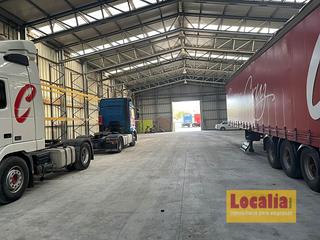 Lloguer Nau industrial a Entrambasaguas. En localia inmobiliaria queremos ofrecerte esta nave industrial
