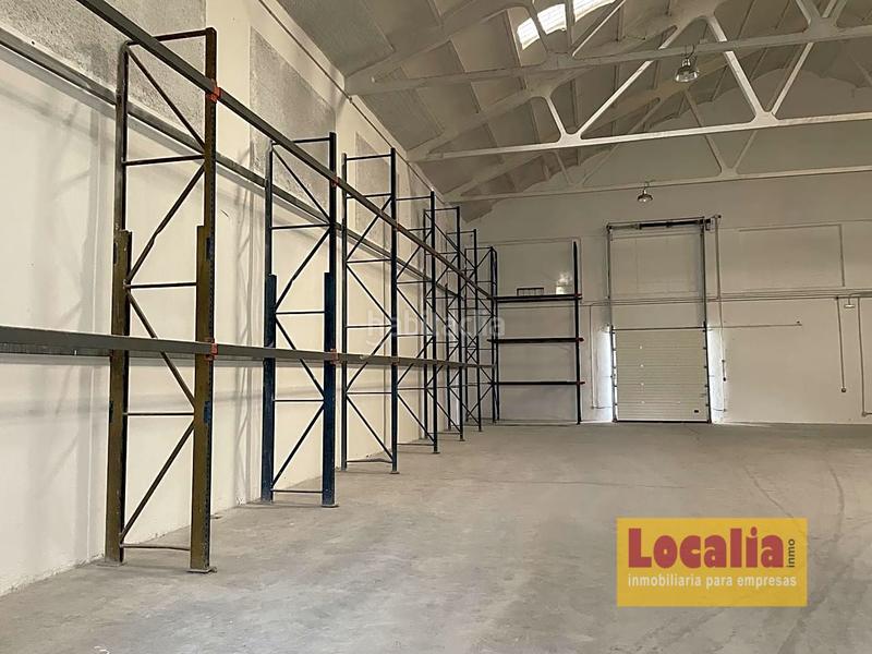 Foto a0da8011-40e4-4b79-aee3-6352c2c51a2c. Location bâtiment à usage industriel dans Entrambasaguas