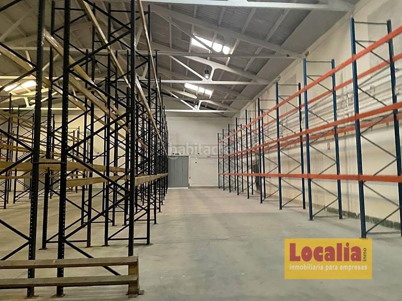 Foto bc9430b1-04ff-4737-9f5d-ab12fd5ba44b. Location bâtiment à usage industriel dans Entrambasaguas