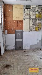 Business premise in De la madre soledad 22. Amplio local ideal para taller o comercio en santander