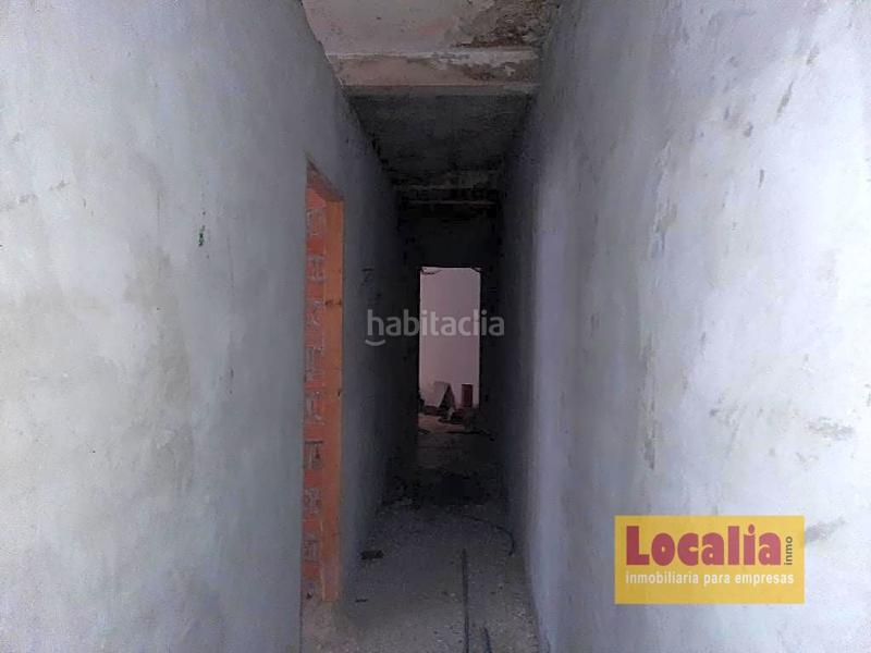 Foto e1f7a97e-2cb2-49b0-b5ba-b217344d42f3. Local comercial a de la atalaya 42 a General Dávila Santander