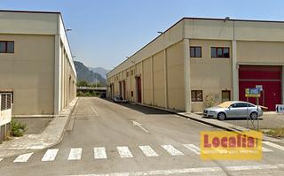 Nau industrial  Calle de alfonso álvarez miranda. Esta flamante nave industrial, a estrenar y con una generosa sup