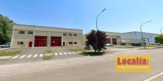 Nau industrial  N/a. Esta nueva nave industrial, lista para estrenar, cuenta con 213
