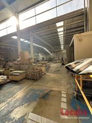 Lloguer Nau industrial  N/a. Nave industrial de 1000 metros en los corrales de buelna. cantab