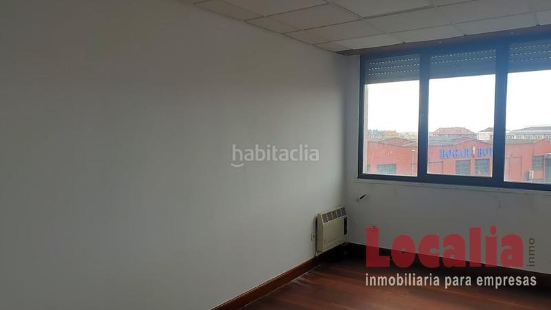 Foto 81055e44-ff40-4173-b09f-2eccdc44a75b. Oficina amb aparcament a Alisal - San Román Santander