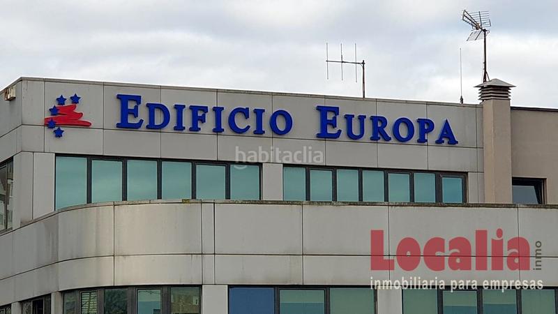 Foto dff1d6f1-9994-49ad-b4da-5e2a4cbe9e25. Oficina amb aparcament a Alisal - San Román Santander