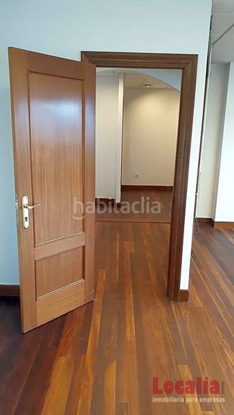 Foto e3ca40eb-19ef-4d24-b586-4db0a752b2cc. Oficina amb aparcament a Alisal - San Román Santander