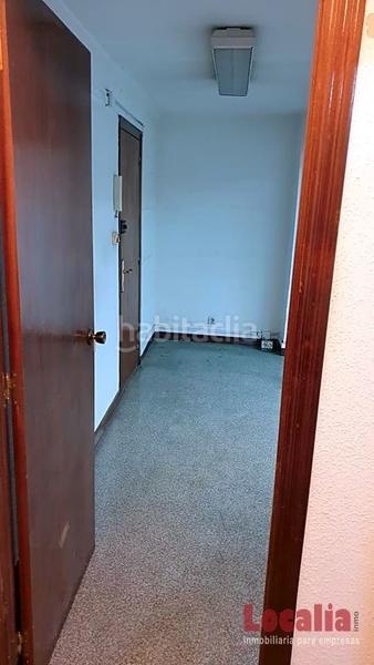 Foto 1af9bd69-7f7b-4778-aa15-363d52d9c82a. Alquiler oficina céntricas oficinas 120m en Puerto Chico Santander
