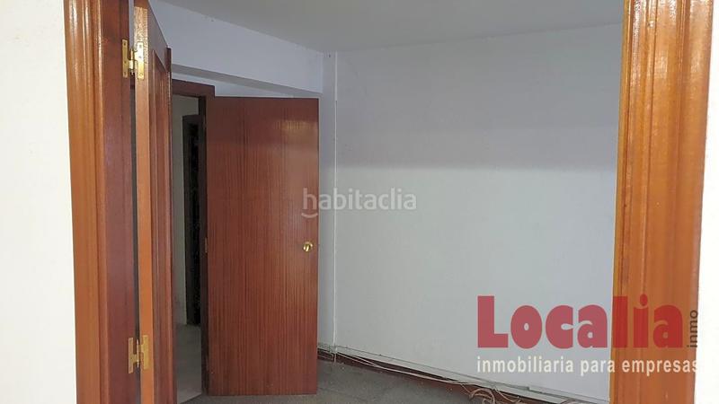 Foto 65b76aea-dfd0-4248-a03c-32d32f9fab5b. Alquiler oficina céntricas oficinas 120m en Puerto Chico Santander