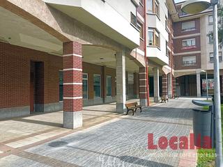 Lloguer Local Comercial  N/a. Local en alquiler en el centro de burtzeña. barakaldo.país vasco