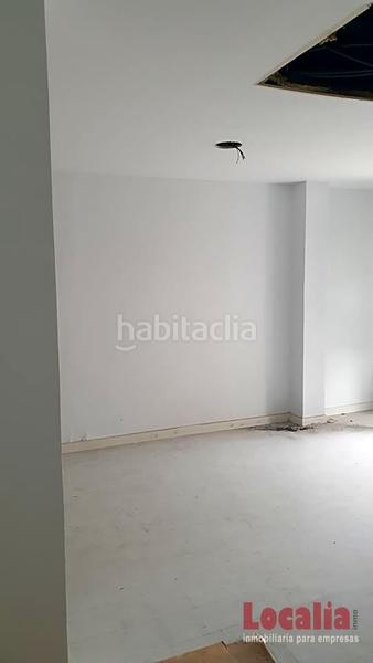 Foto f1cbfe13-5f70-417c-8be0-cfbfb19e544a. Rent business premise in Puerto Chico Santander
