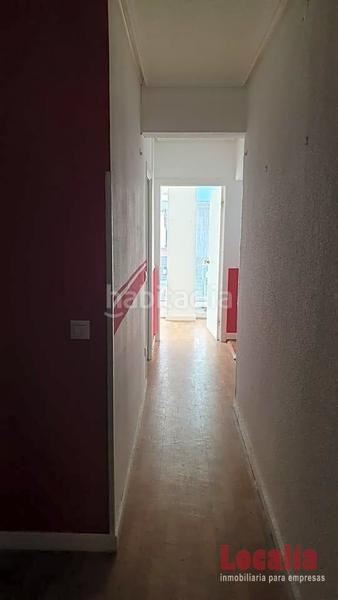 Foto c948ddc7-a69e-4f3f-89da-cb2bfb6e4968. Local commercial dans Centro - Ayuntamiento Santander