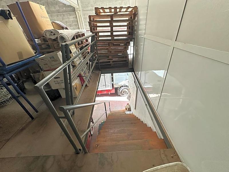 Foto 1e27f429-47fb-4d3b-aa38-cd128877c3f8. Nave industrial  en venta , reinosa en Campoo de Enmedio