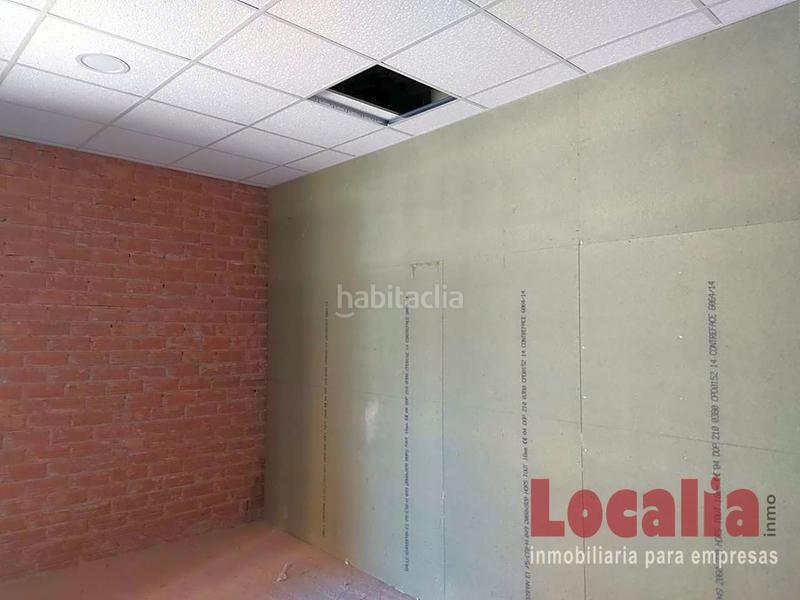 Foto c3dbfc37-5d23-490d-b6e4-81acfe0010a5. Locale commerciale in Covadonga - Campuzano - Ciudad Vergel Torrelavega