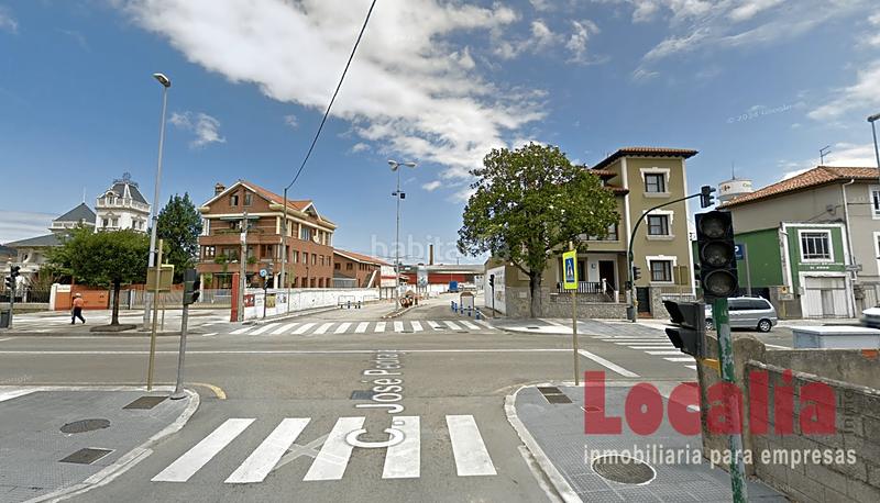 Foto b8b67bf6-8b71-42c9-b590-27bbad8c60a5. Locale commerciale in Cerezo - Aspla - Torres Torrelavega