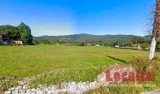 Residential Plot in Lugar barrio adino 3. Gran parcela urbana en guriezo, cantabria.
