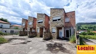 Terreny residencial  San cipriano. Obra con 13 viviendas unifamiliares en cantabria.