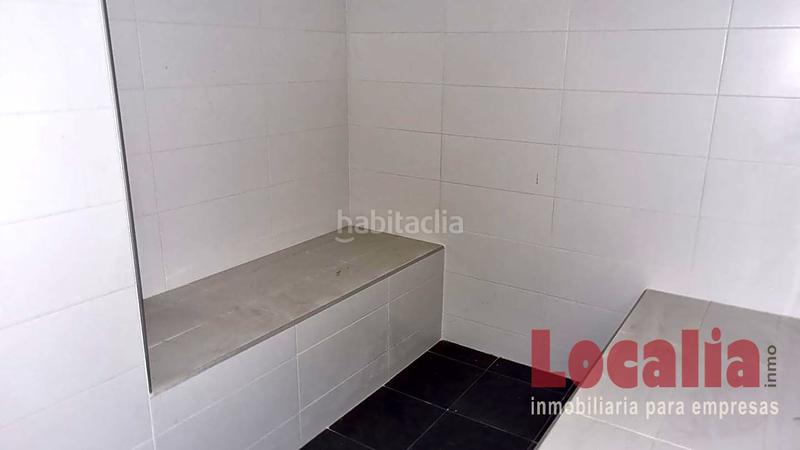 Foto 1447003d-345c-47a7-9386-981ad5314820. Local comercial local acondicionado como clínica en mompía, bezana en Santa Cruz de Bezana