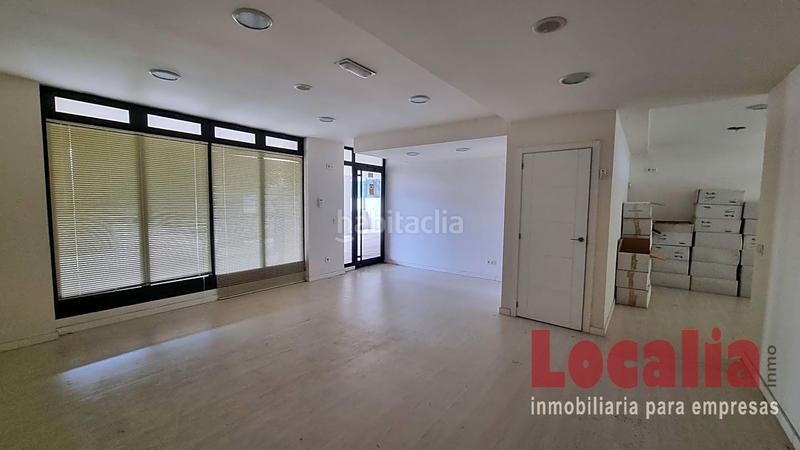 Foto c08a468e-c867-4db0-9d6e-241d682bbe40. Local comercial local acondicionado como clínica en mompía, bezana en Santa Cruz de Bezana