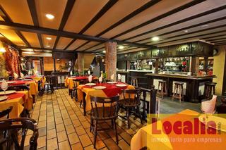 Lloguer Local Comercial  N-611. Restaurante con parrilla en corrales de buelna.
