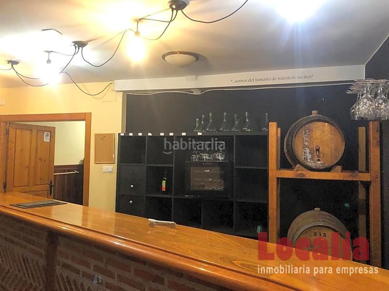 Foto 7930c5f1-c1ae-47b2-8313-7c741529df89. Alquiler local comercial amplio bar para entrar a trabajar . en Torrelavega
