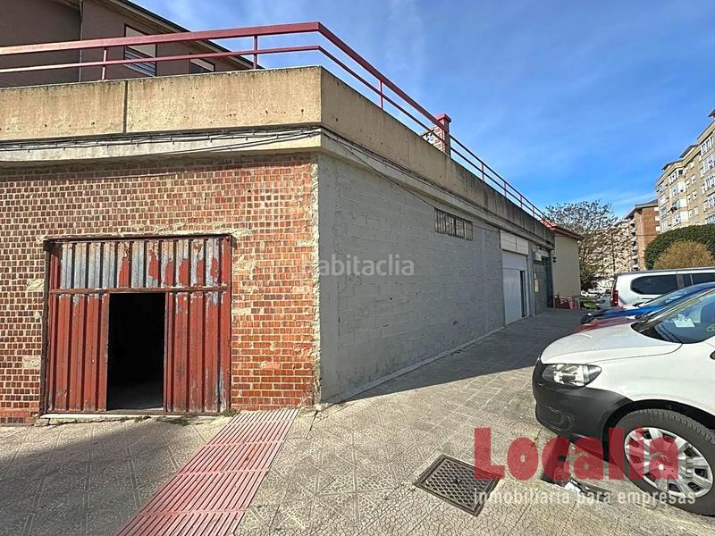 Foto 061a3351-bf9c-48d2-bcf9-7ec98edcc820. Affitto locale commerciale in Covadonga - Campuzano - Ciudad Vergel Torrelavega