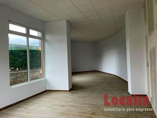 Lloguer Local Comercial  Luis de la concha. Local totalmente reformado en renedo. piélagos.