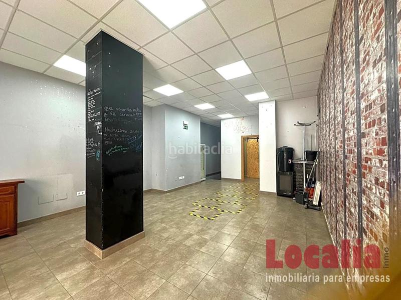 Foto fdfc04d4-ec49-4b91-8ac1-a2eefe159167. Locale commerciale in Centro Torrelavega