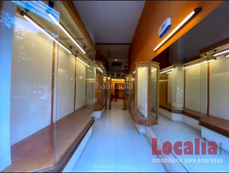 Foto 4751f854-5730-4a9e-b78e-3383a33a2f3b. Lloguer local comercial a Centro Torrelavega