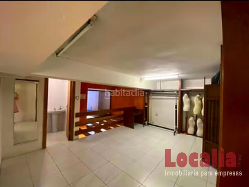 Foto 6d4244c5-b3d2-4d53-aac6-59ed63842c99. Lloguer local comercial a Centro Torrelavega